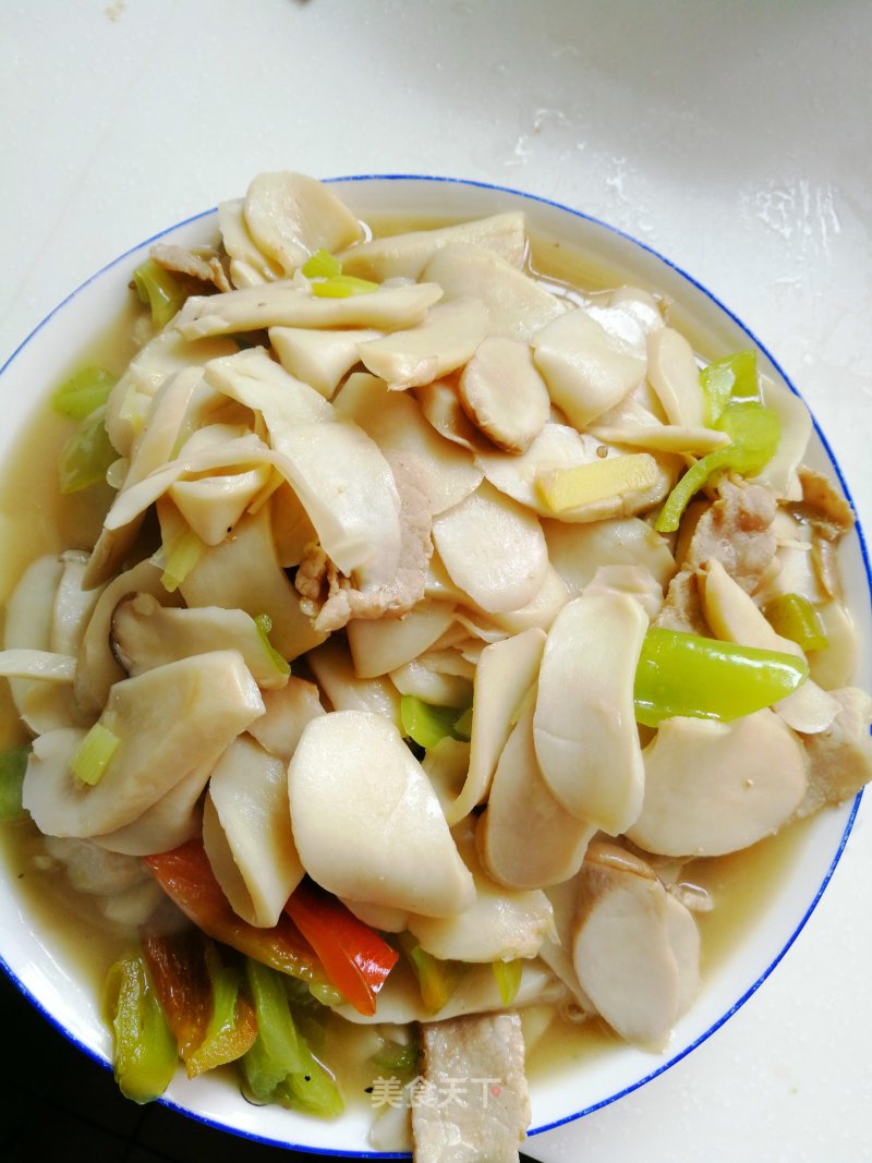 Simple Life-stir-fried Pork with Coprinus and Mushroom recipe
