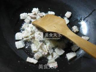 Fried Pickled Cabbage with Pork recipe