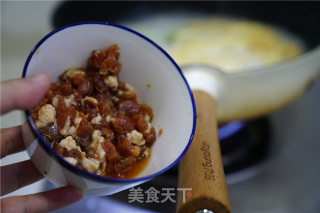 Minced Pork Noodles in Fresh Soup recipe