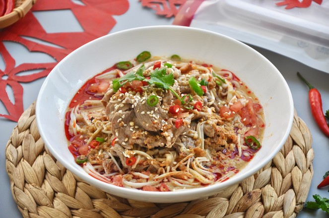 Beef Noodles with Sesame Sauce recipe