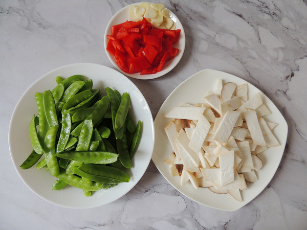 Fried Snow Peas with Pleurotus Eryngii recipe