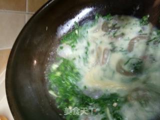 Tofu Stewed with Shepherd's Purse and Shrimp recipe