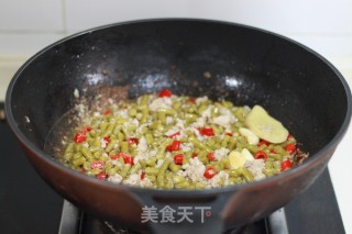 Stir-fried Minced Pork with Capers recipe