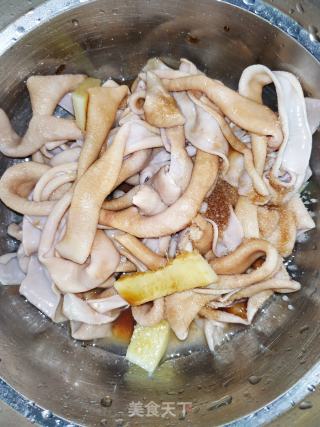 Spicy Roast Duck Intestines recipe