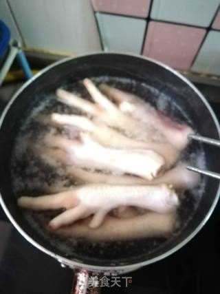 Secret Spicy Chicken Feet recipe