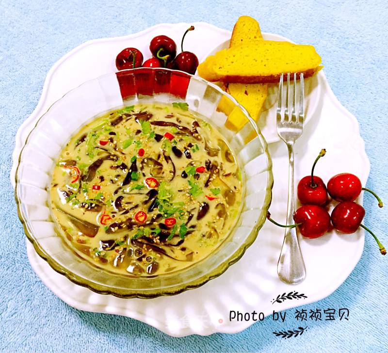 Jellyfish in Sesame Sauce Bath recipe