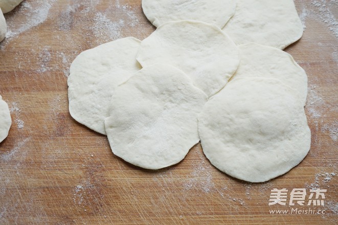 Steamed Buns with Mushroom and Braised Pork recipe