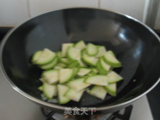 Sour and Spicy Zucchini recipe