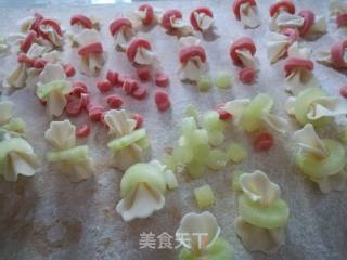 Two-color Butterfly Noodle Salad recipe