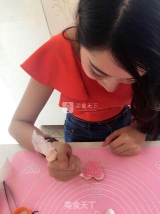 #aca烤明星大赛# Xiaoxiao, A Beautiful Chef, Works "little Biscuit of Love" recipe